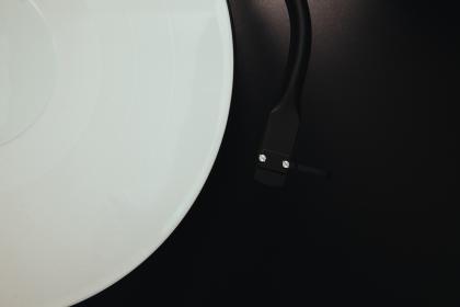星空影视免费播放电视剧的软件优势：畅享高清影视体验与丰富资源选择